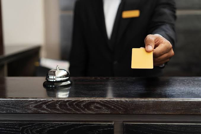 Professional Standards & Review Reliability in UHNW Concierge Advisory