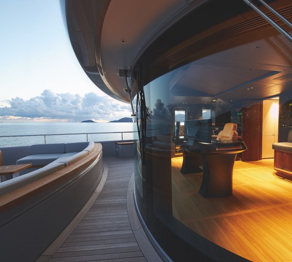 Flag State Strategy: Optimizing Superyacht Jurisdiction, Tax & Asset Value